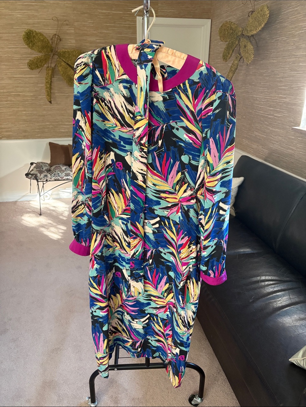Vibrant Multicolor Leaf-Print Long Sleeve Dress with Pink Trim